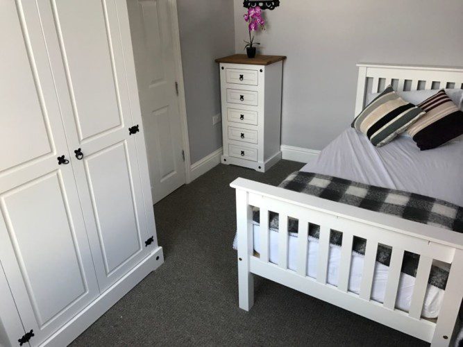 accommodation for professionals wolverhampton